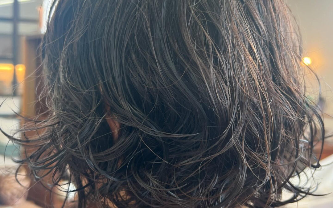 海外風ミニボブパーマ