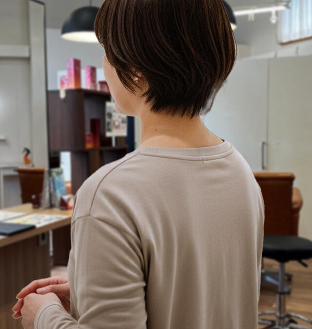 ナチュラルで上品なショート