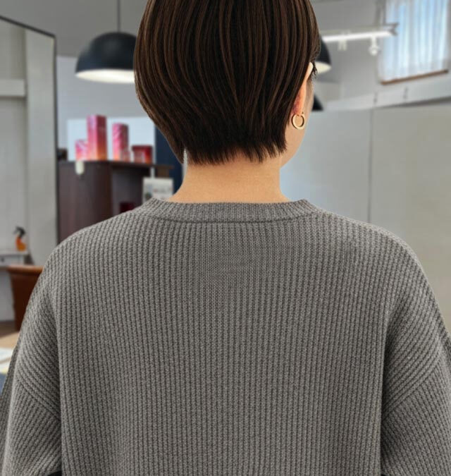 大人可愛い耳掛けショート